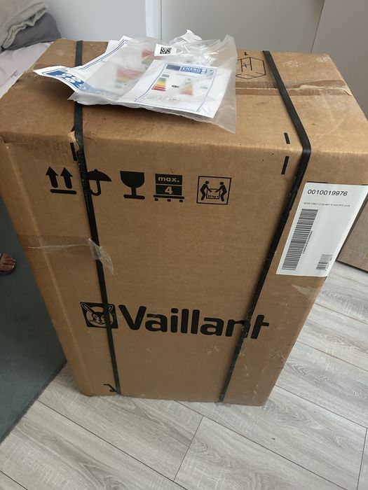 Centrala pe gaz Vaillant , noua sigilata.EcoTec Pure