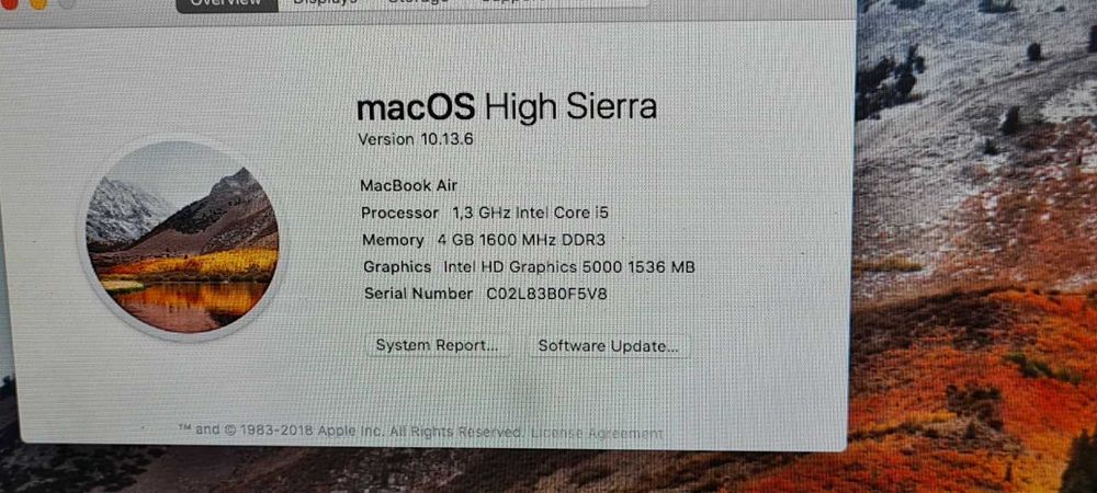 Laptop Apple Macbook Air 13" cu procesor I5,SSD de 240 Gb,4 Gb RAM,stare buna
