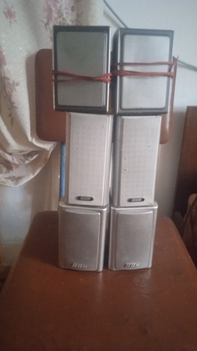 Колонки маленькие(BBK,Samsung)