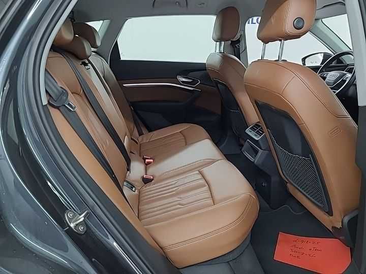 Audi e-tron 50 quattro advanced 313ks 230kw 71kwh