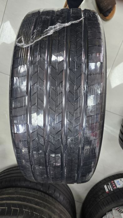 265/45/R20 Michelin primacy⁴