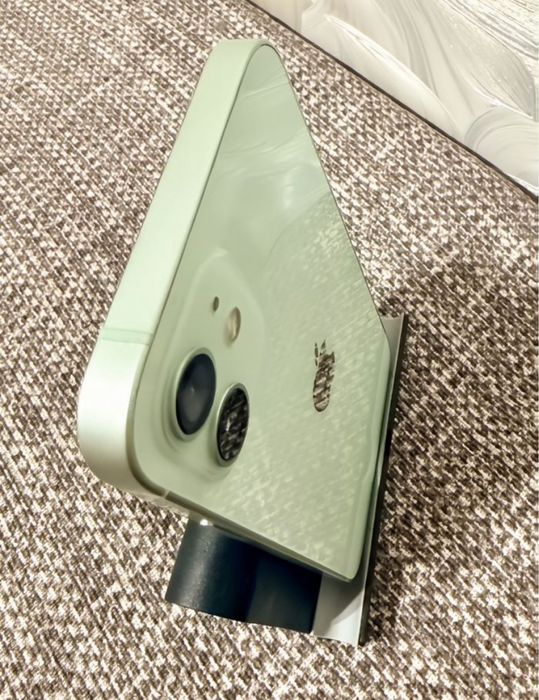 iPhone 12 128Gb с гарантией