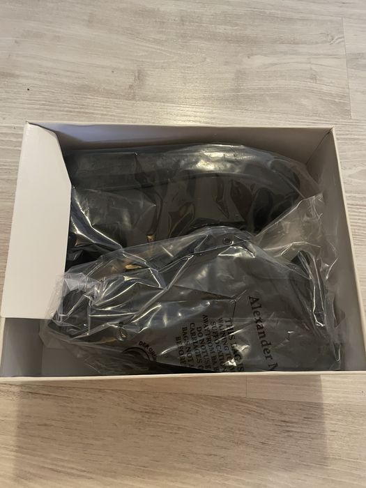 Alexander McQUEEN NOI