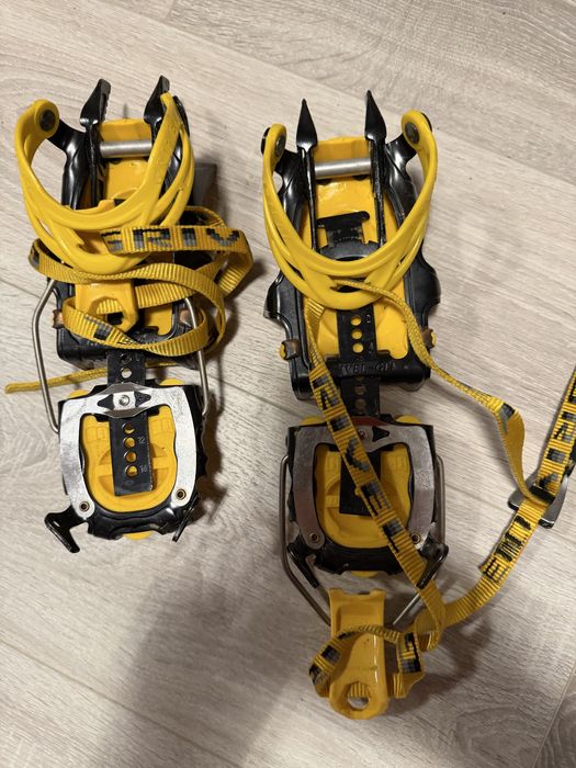 Coltari Grivei G14 semi - automati