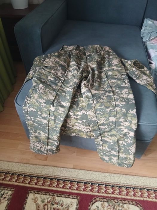 Продам военную форму (камуфляж)