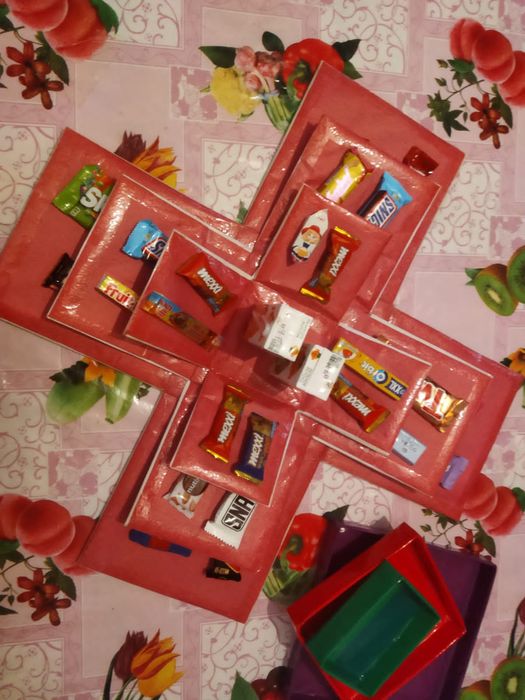 Коробки падарочные