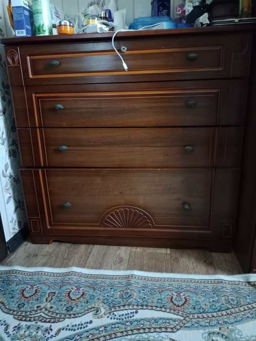 Спальный гарнитур