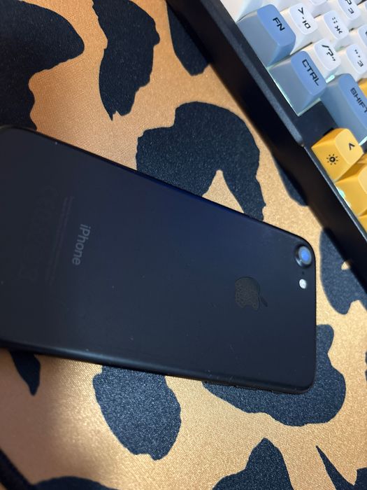 IPhone 7 в отличном состоянии 100% АКБ 128 гб
