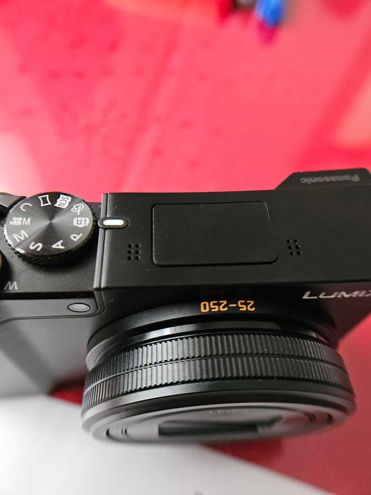 Panasonic Lumix DMC-TZ100 Aparat Foto Compact 20.1MP 4K Negru