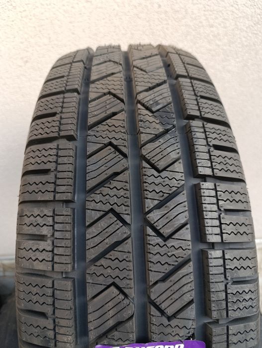 Зимни гуми Laufenn(by Hankook )235/65/16 C