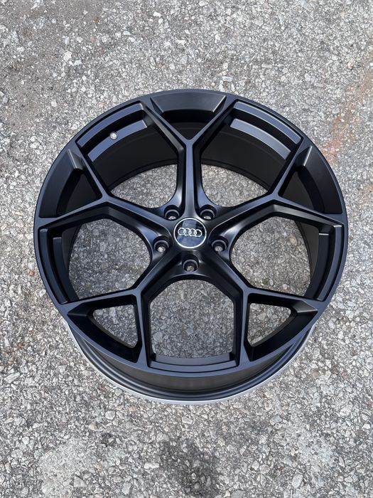 Джанти за Ауди Audi RS Performace 19 “ цола 5х112 чисто нови А4 А6 Q5