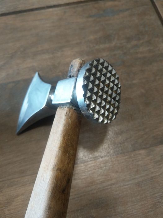 Ciocan  pentru snitele