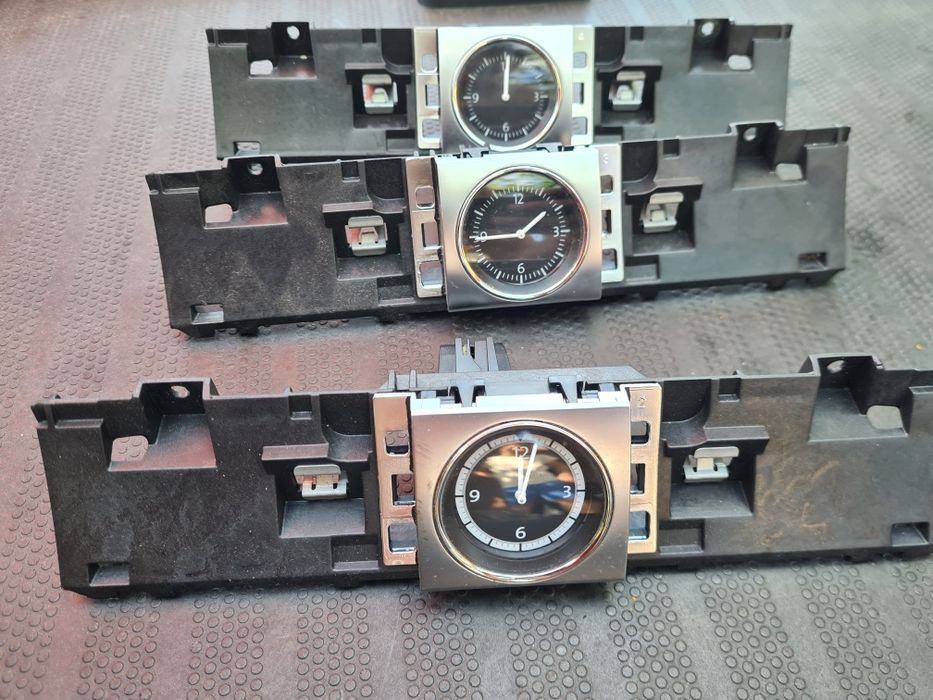 Ceas analogic cu suport Passat B7 CC
