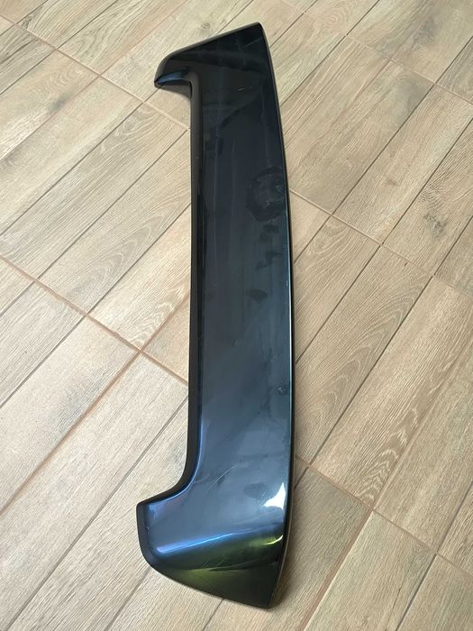 Оригинален спойлер за Mazda 3