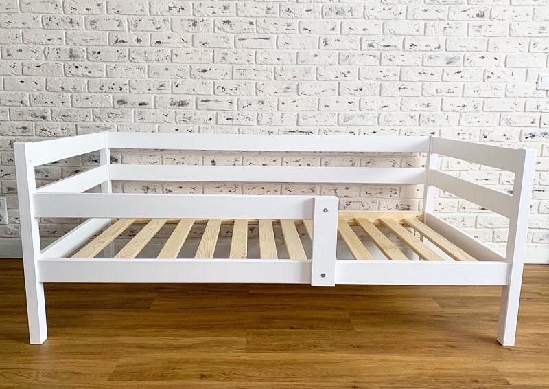 Кровать детская массив сосны