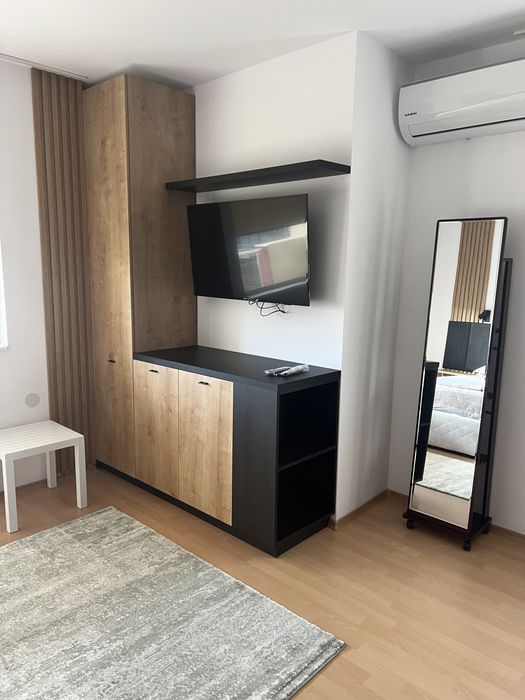 Студио или апартамент под наем / целогодишно