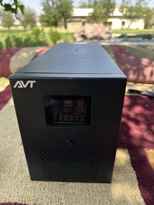 Ups AVT  3000w uninterruptible