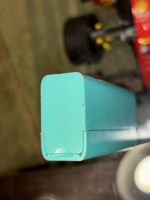 Vând VTC Mini cu 3 baterii 18650 plus încărcător pentru baterii