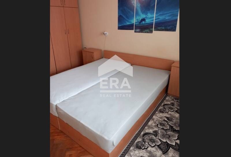 Дава се под наем Тристаен апартамент в Варна, Център - 90 кв.м за 550 € - Снимка #4