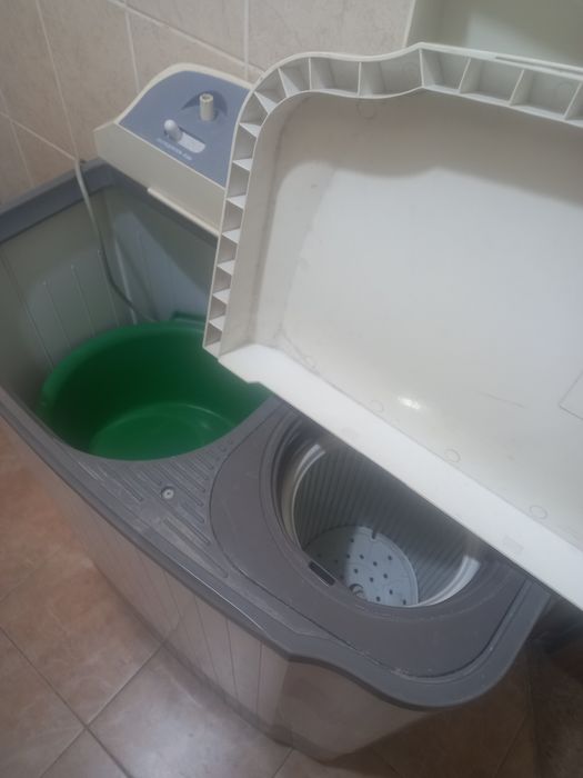 Сатылады срочно. Машинака