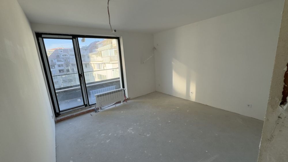 Продава се Тристаен апартамент в София, Лозенец - 130 кв.м за 1648 €/кв.м - Снимка #9