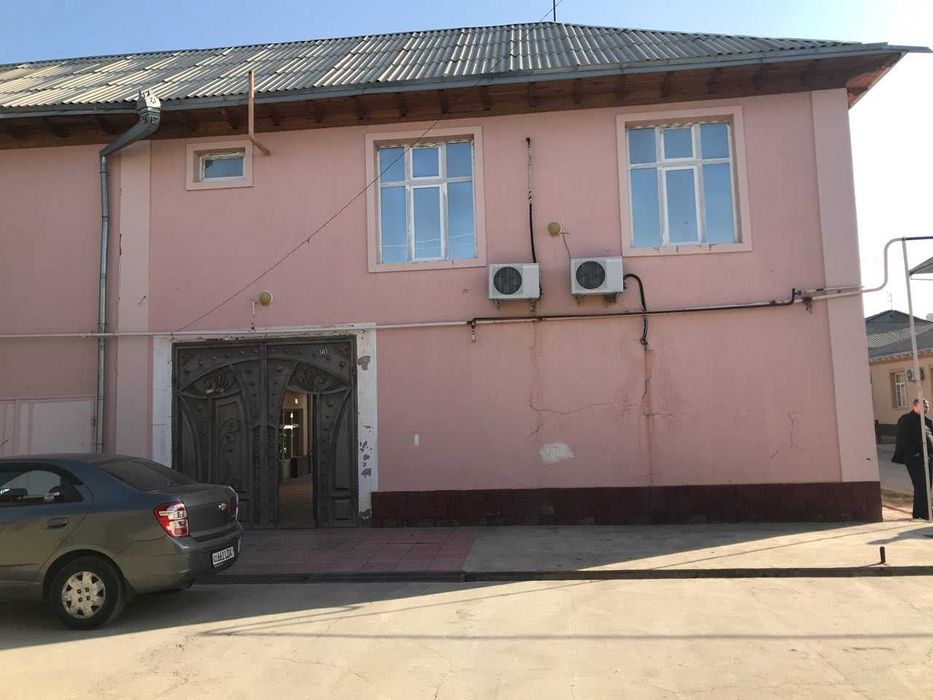 Shahrisabzda 2 qavatli uy joy-mehmonxona sotiladi – kvartira narxiga!