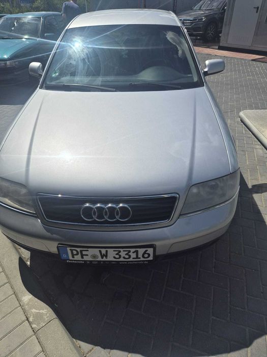 Vand audi a6 2.4  v6 benzina din 2001