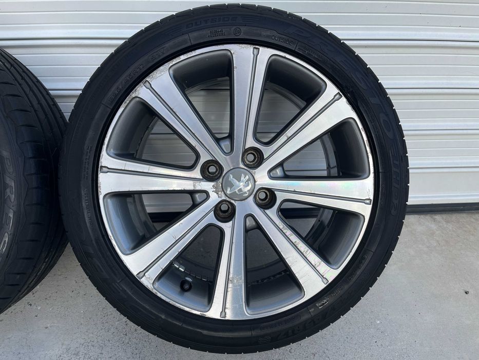 Джанти с гуми DEBICA 225/45 R17 DOT 2021г. Peugeot 308 Facelift