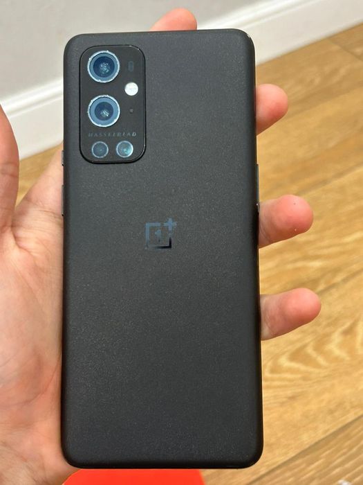 Обменяю свой oneplus9pro