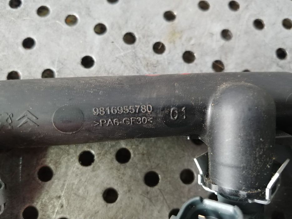 rampa cu injectoare 1.2 b hm05 peugeot 208 citroen c3 3  9816955780 0280157127