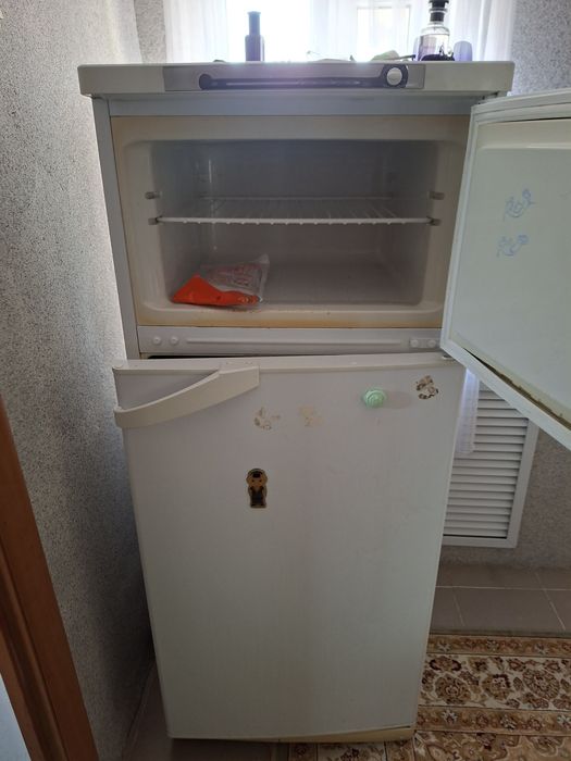 Холодильник  бу рабочий