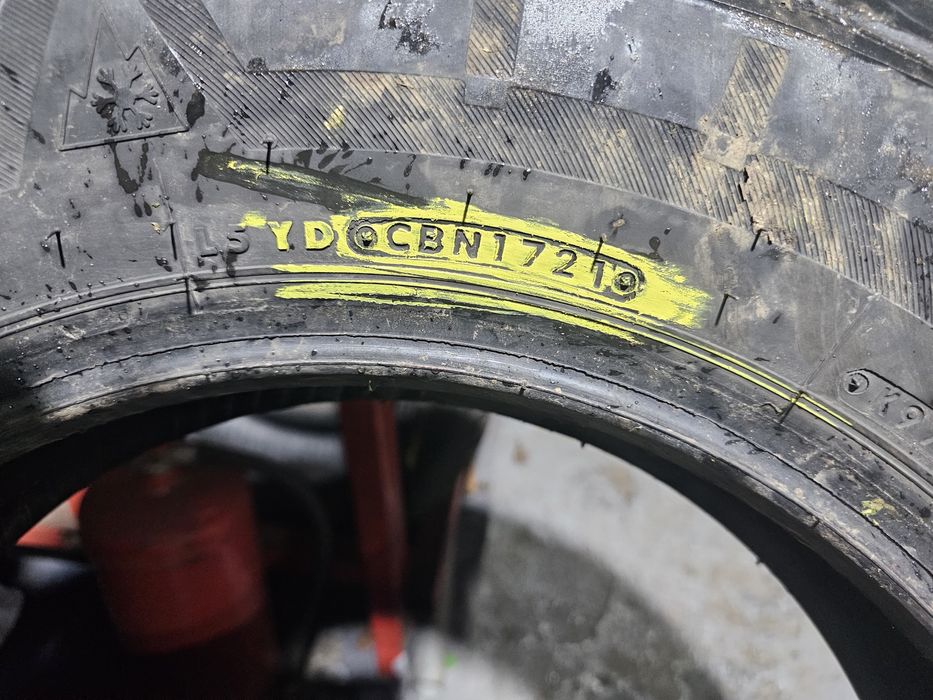 195 75 16c m+s bridgestone