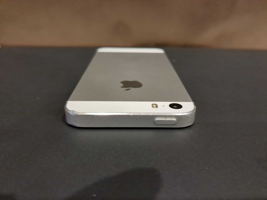iPhone 5s (Model A1457)