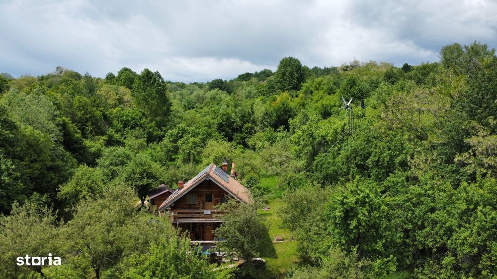 Complex de case high end.