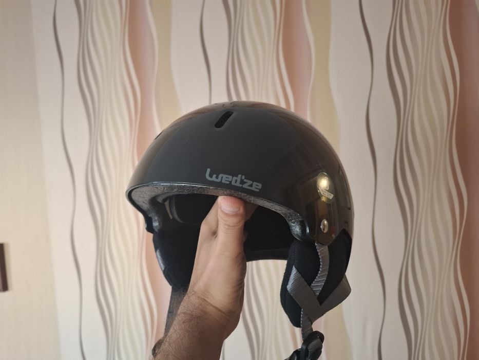 Детски ски комплект- обувки, ски, каска , щеки