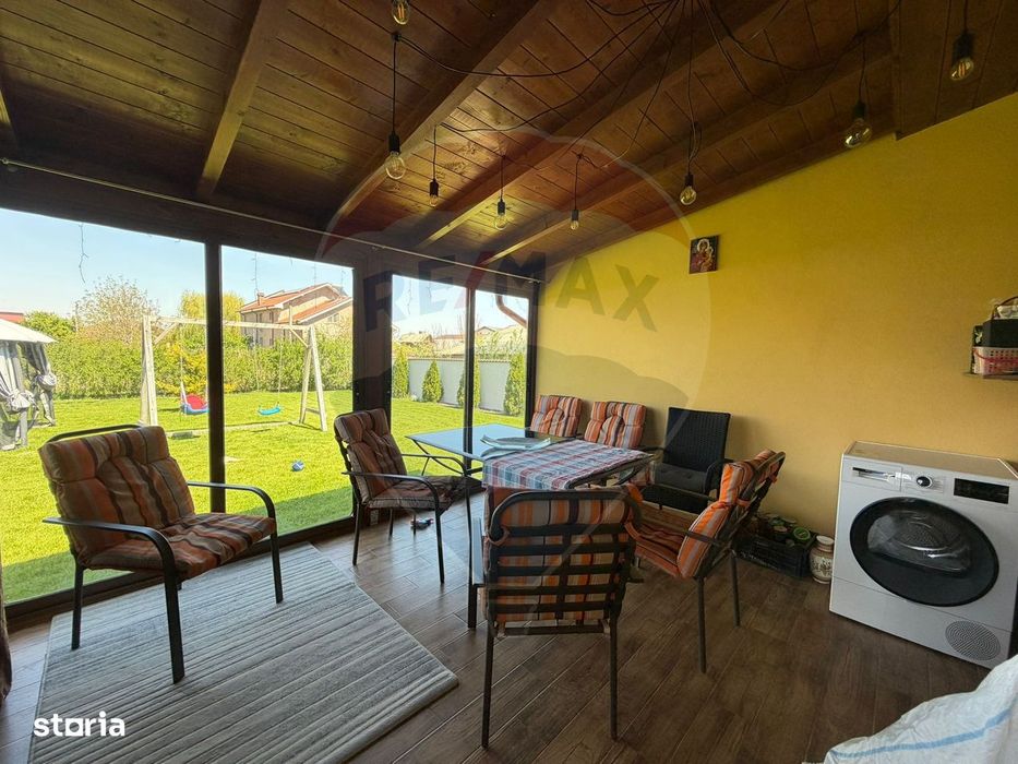 Vila cocheta cu 3 camere de vânzare