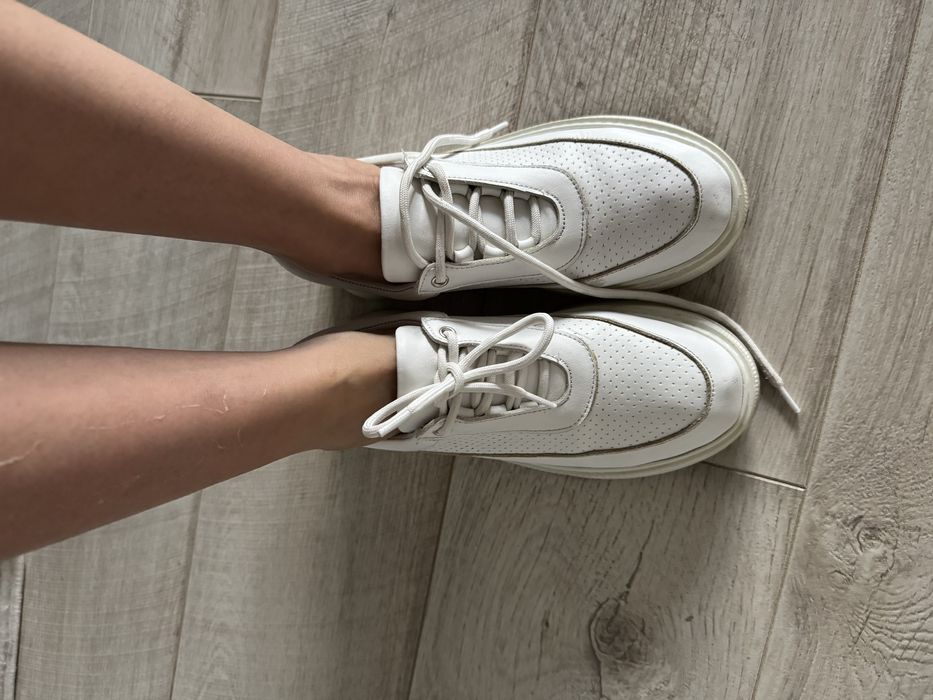 Кроссовки турецкие