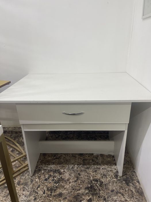 Оверлок,шв машинка,стол