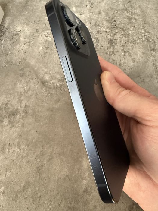Iphone 15 Pro Blue Titanium