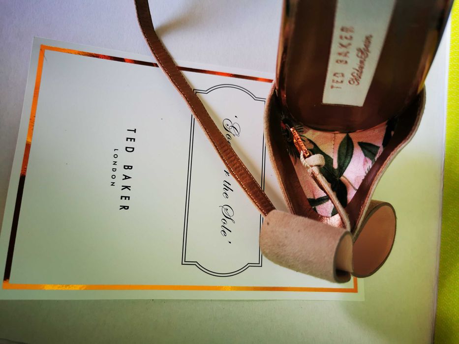 Чисто нови Тed Baker London