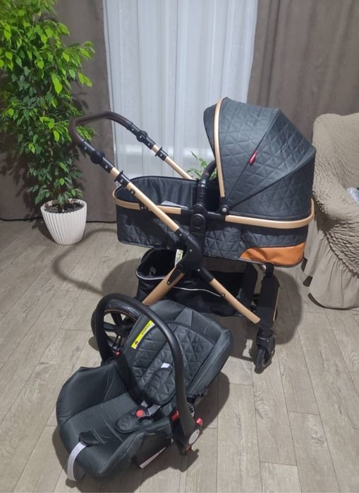 Продается коляска 3 в 1