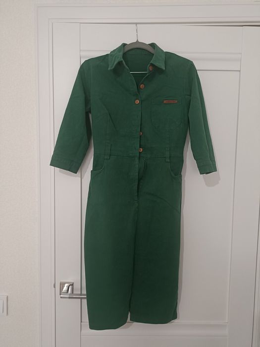 Продам платье s, xs