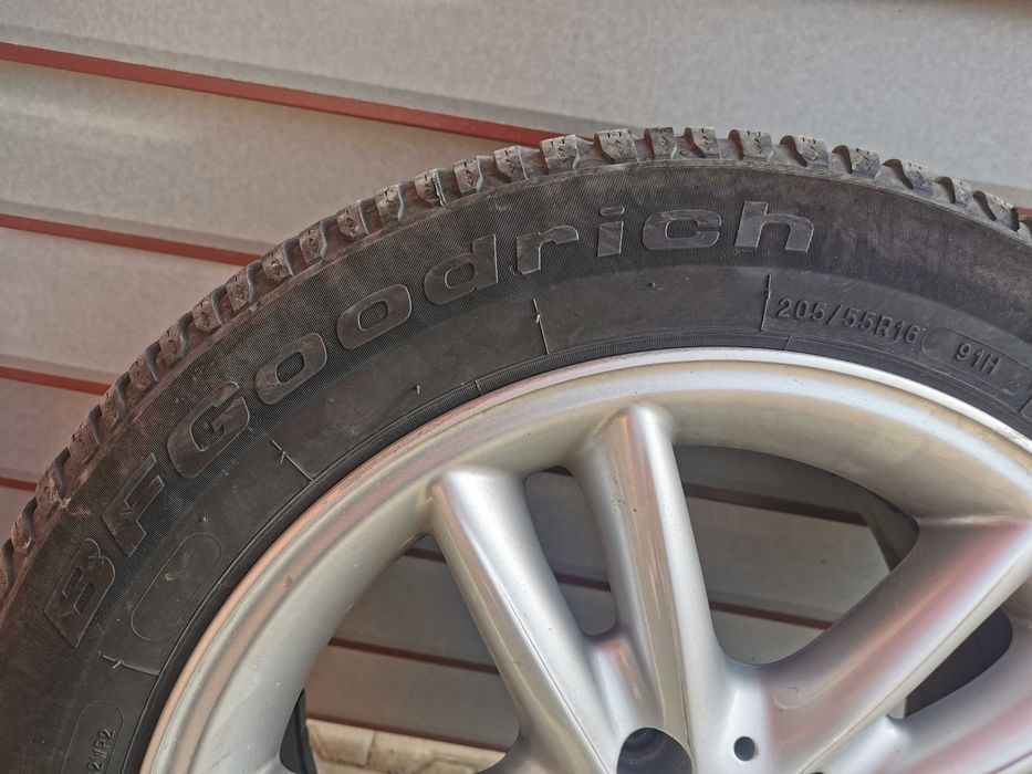 Mercedes джанти с зимни гуми Bf Goodrich 205/55/16