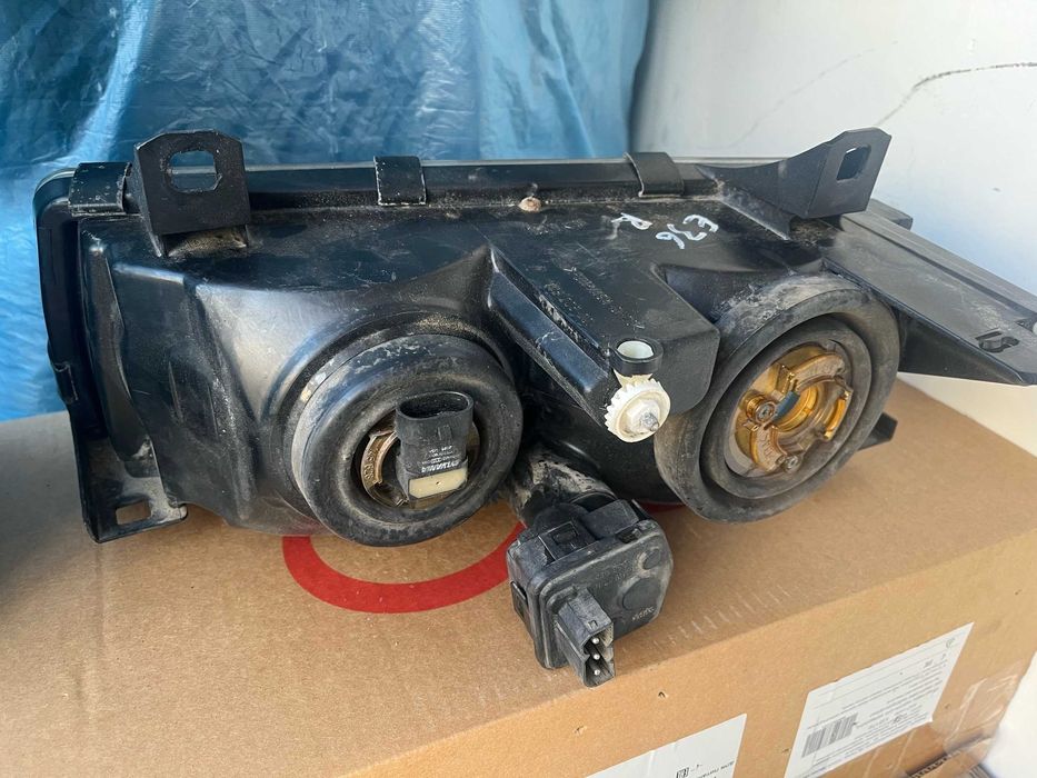 Фары BMW E36 Hella