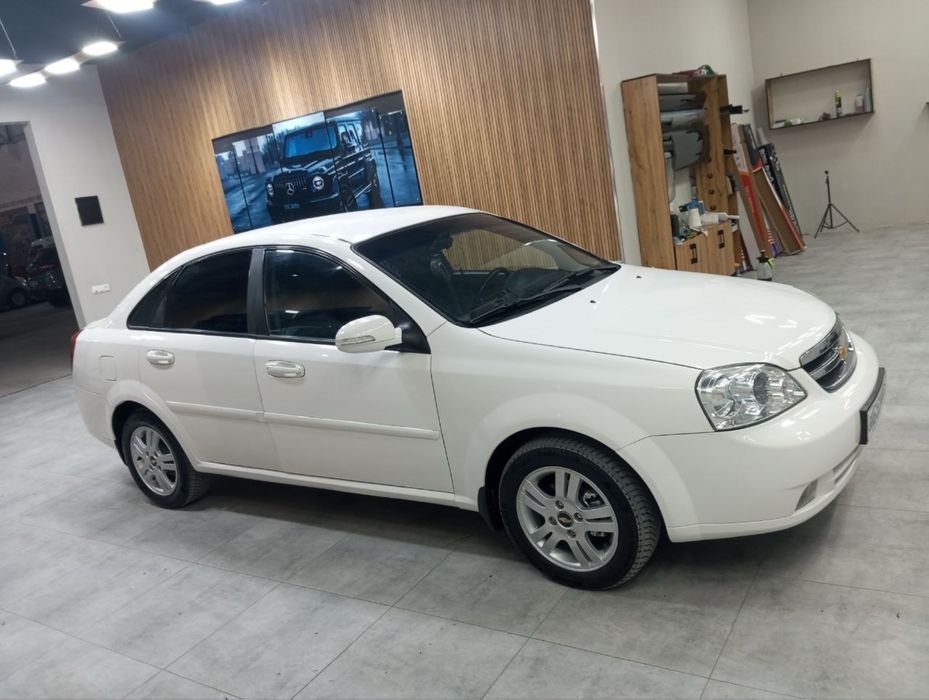 Lacetti Avtomobili sotiladi