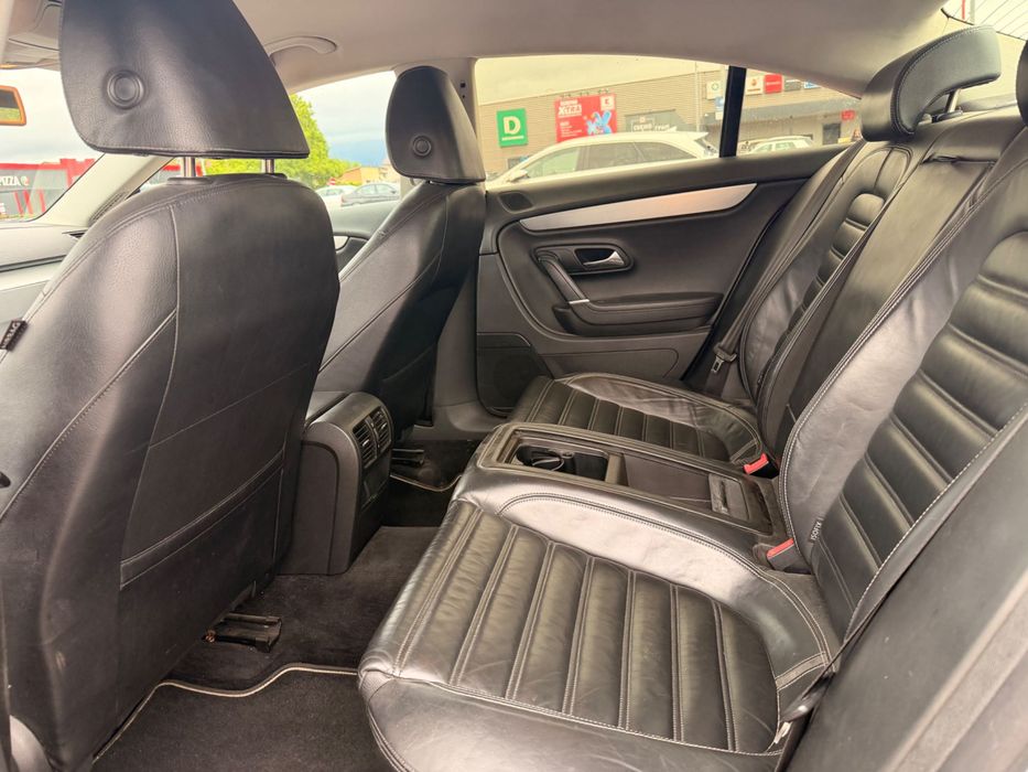 Автомобил Volkswagen CC