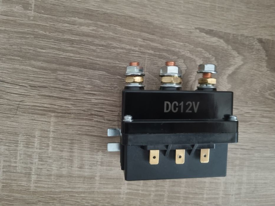 Releu  12V 500A – Pentru troliu