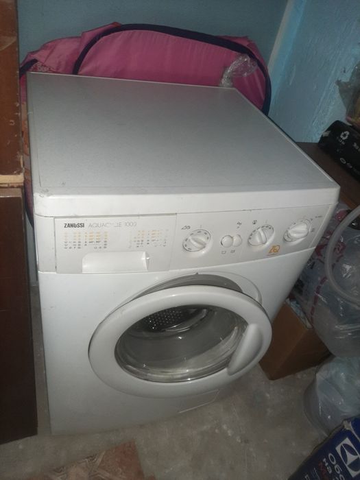 Продам стиральную машину б/у