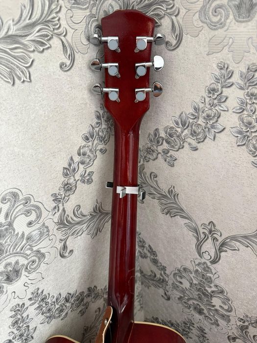 Продается Гитара