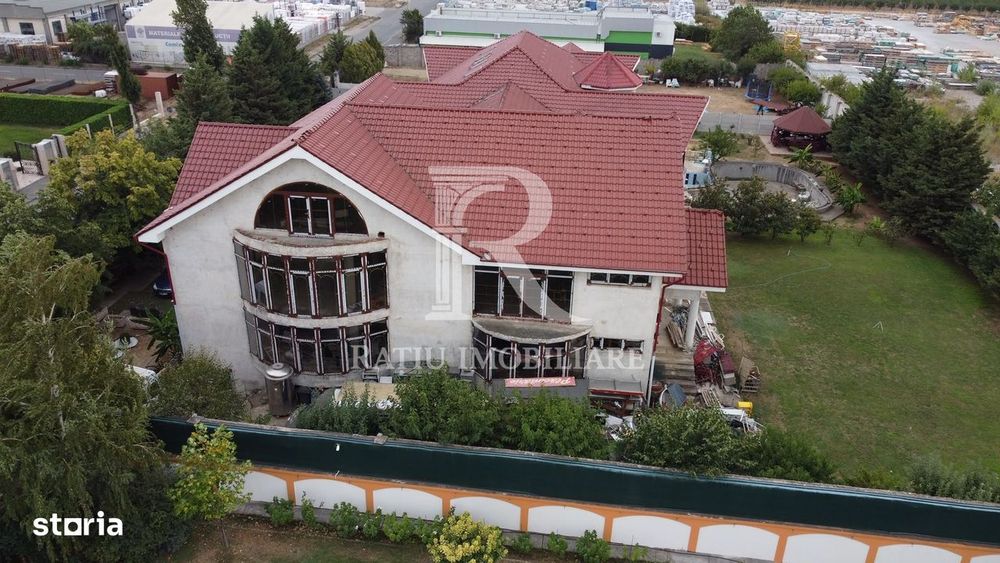 Proprietate | D+P+1+M | Destinată activitătii comerciale | Oradea